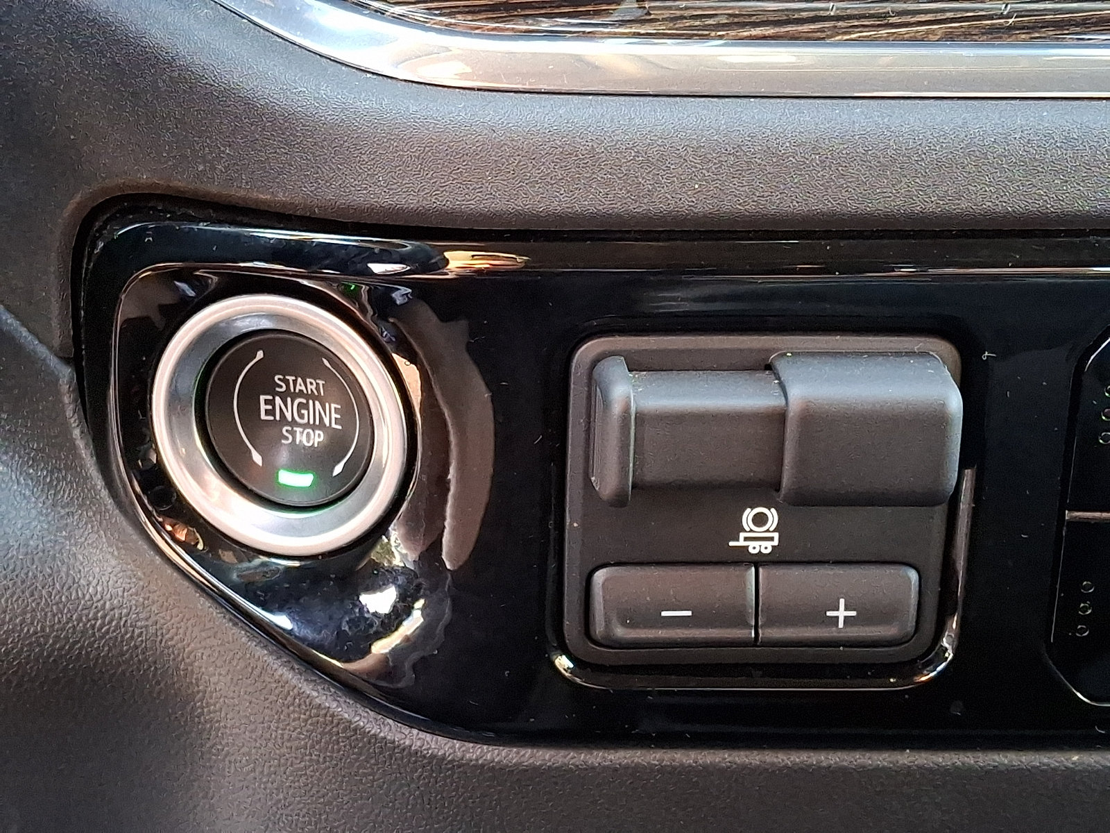 Certified 2024 GMC Sierra 1500 SLE AWD/4WD image 23