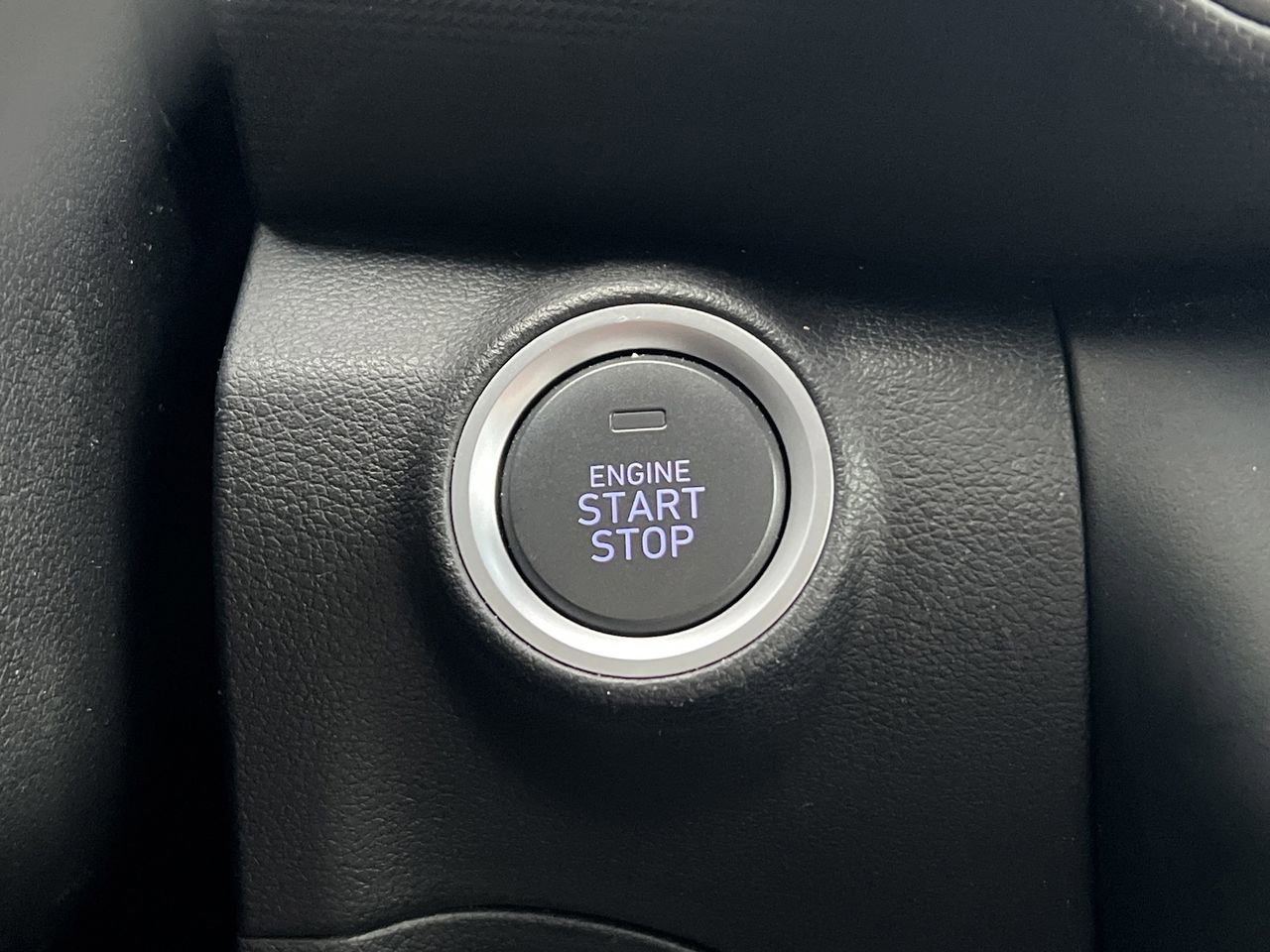 Used 2023 Hyundai Kona SEL image 10