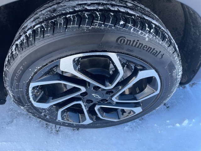 Used 2025 Chevrolet Trax RS image 17