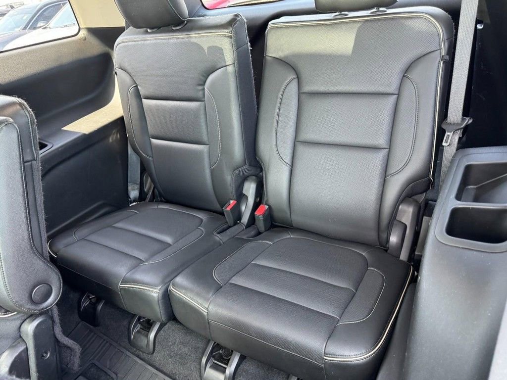 Used 2017 GMC Acadia Denali w/ Technology Package image 12