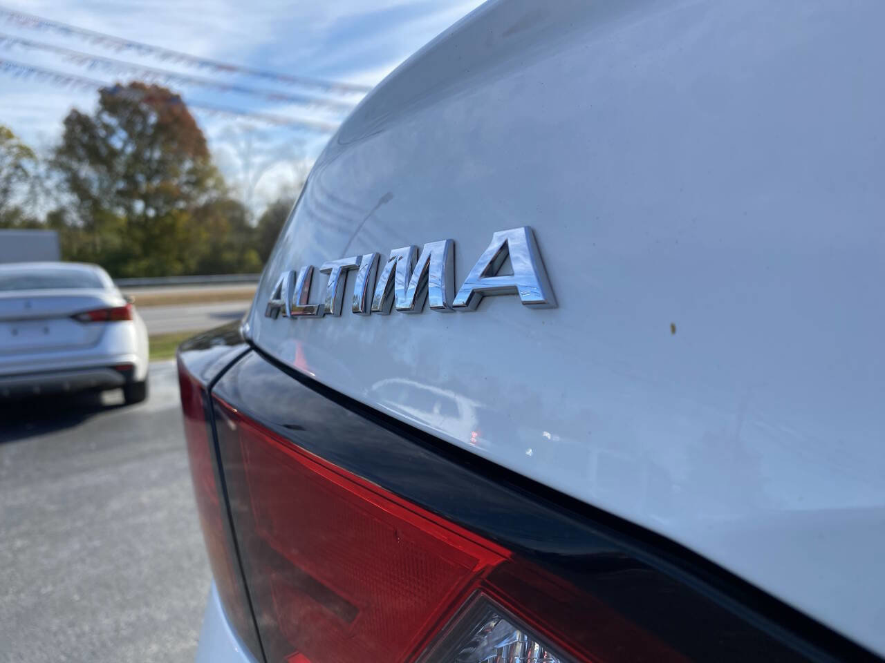 Used 2022 Nissan Altima 2.5 S image 11