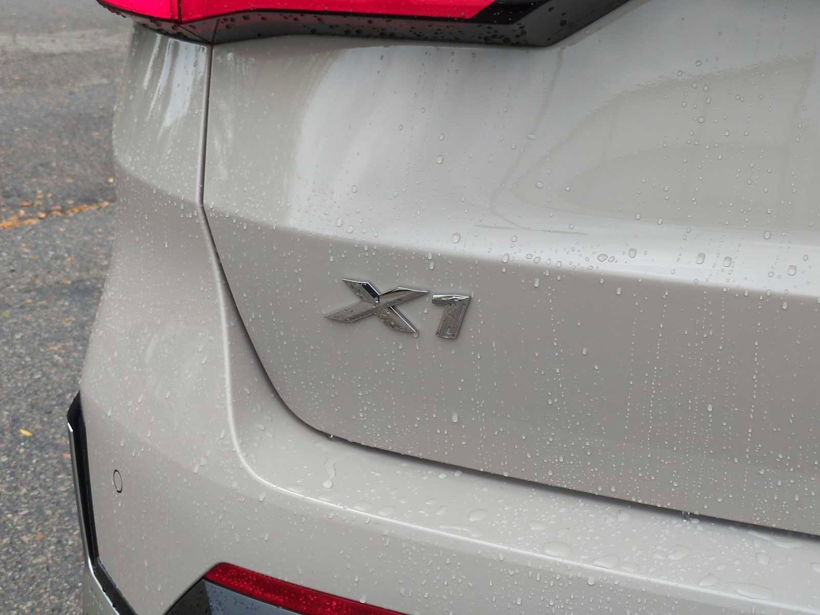 Used 2026 BMW X1 xDrive28i w/ Technology Package image 13