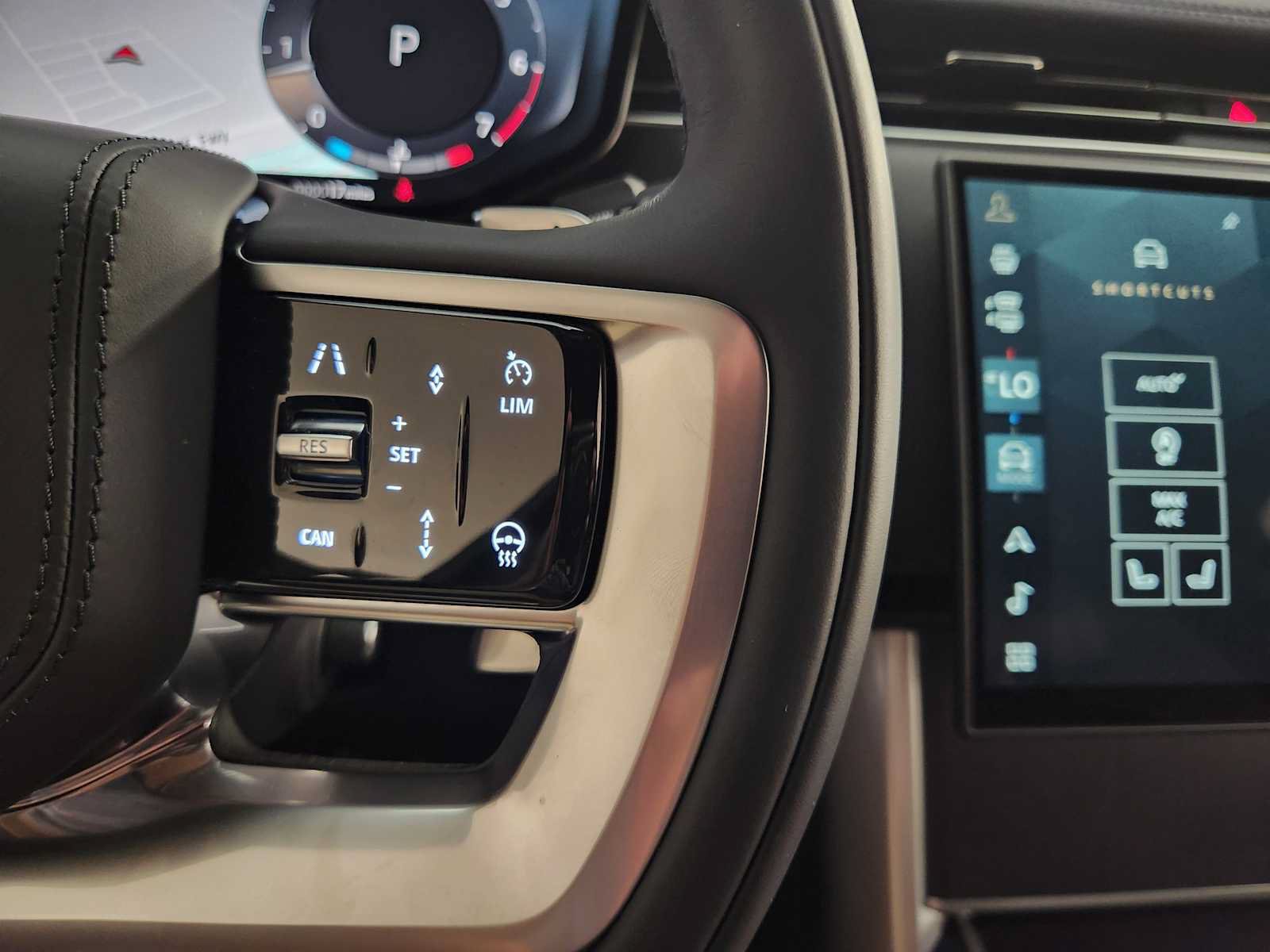 New 2026 Land Rover Range Rover SE AWD/4WD image 27
