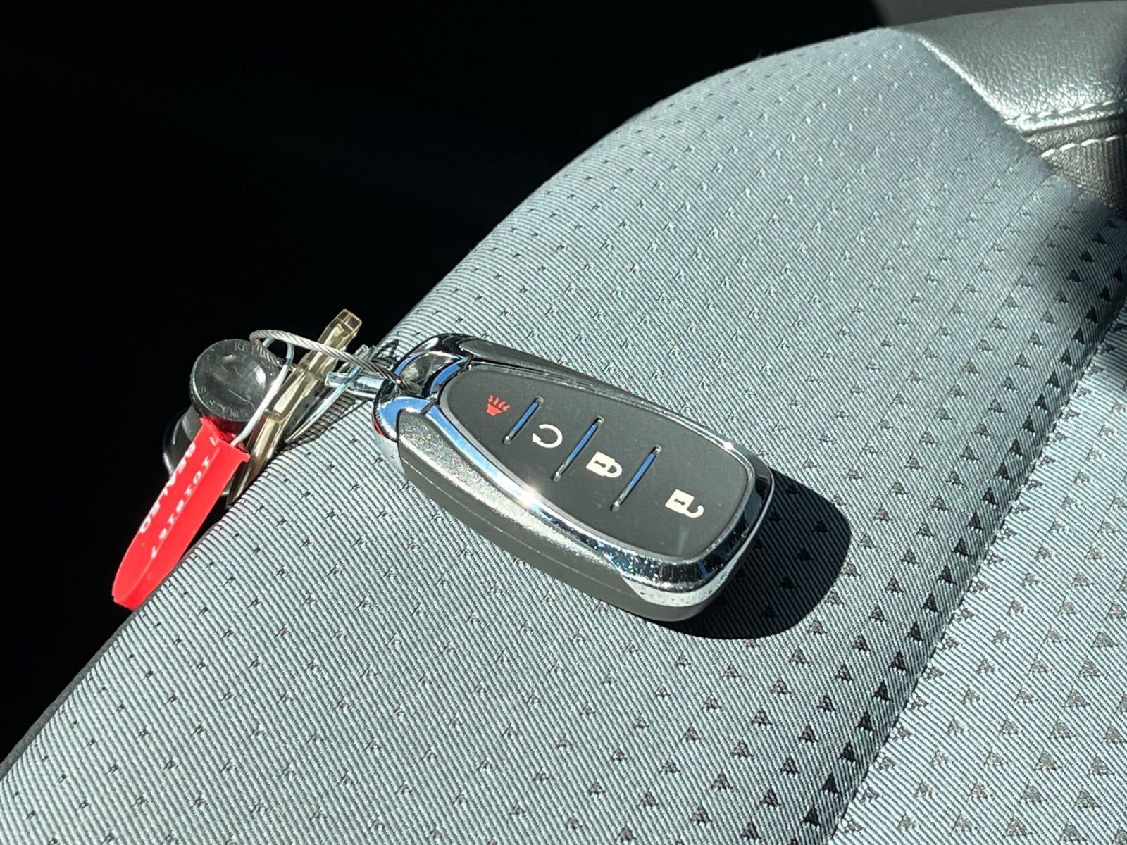 Used 2025 Chevrolet Trax LT image 25