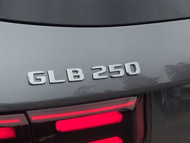 New 2026 Mercedes-Benz GLB 250 4MATIC image 13