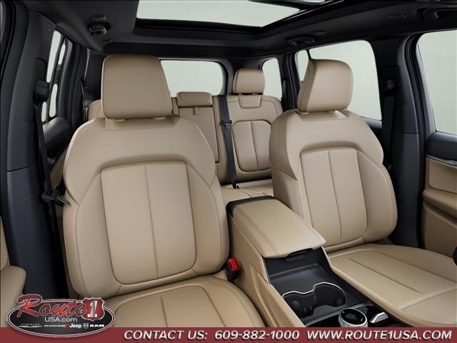 New 2026 Jeep Grand Cherokee Limited w/ MOPAR Finishing Package AWD/4WD image 17