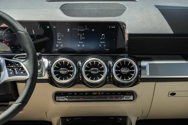 New 2026 Mercedes-Benz GLB 250 4MATIC image 22