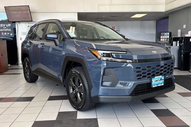Used 2026 Toyota RAV4 LE AWD/4WD image 2