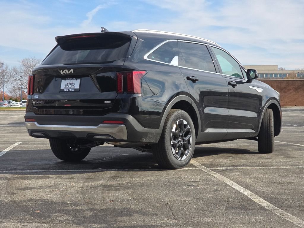 New 2026 Kia Sorento S w/ S Panoramic Sunroof Package image 17