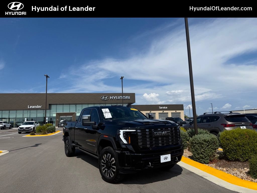 Used 2025 GMC Sierra 2500 Denali Ultimate AWD/4WD image 1