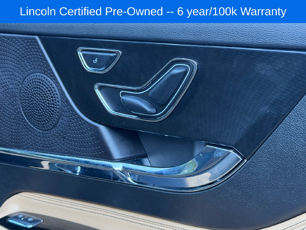 Used 2023 Lincoln Corsair Reserve AWD/4WD image 18
