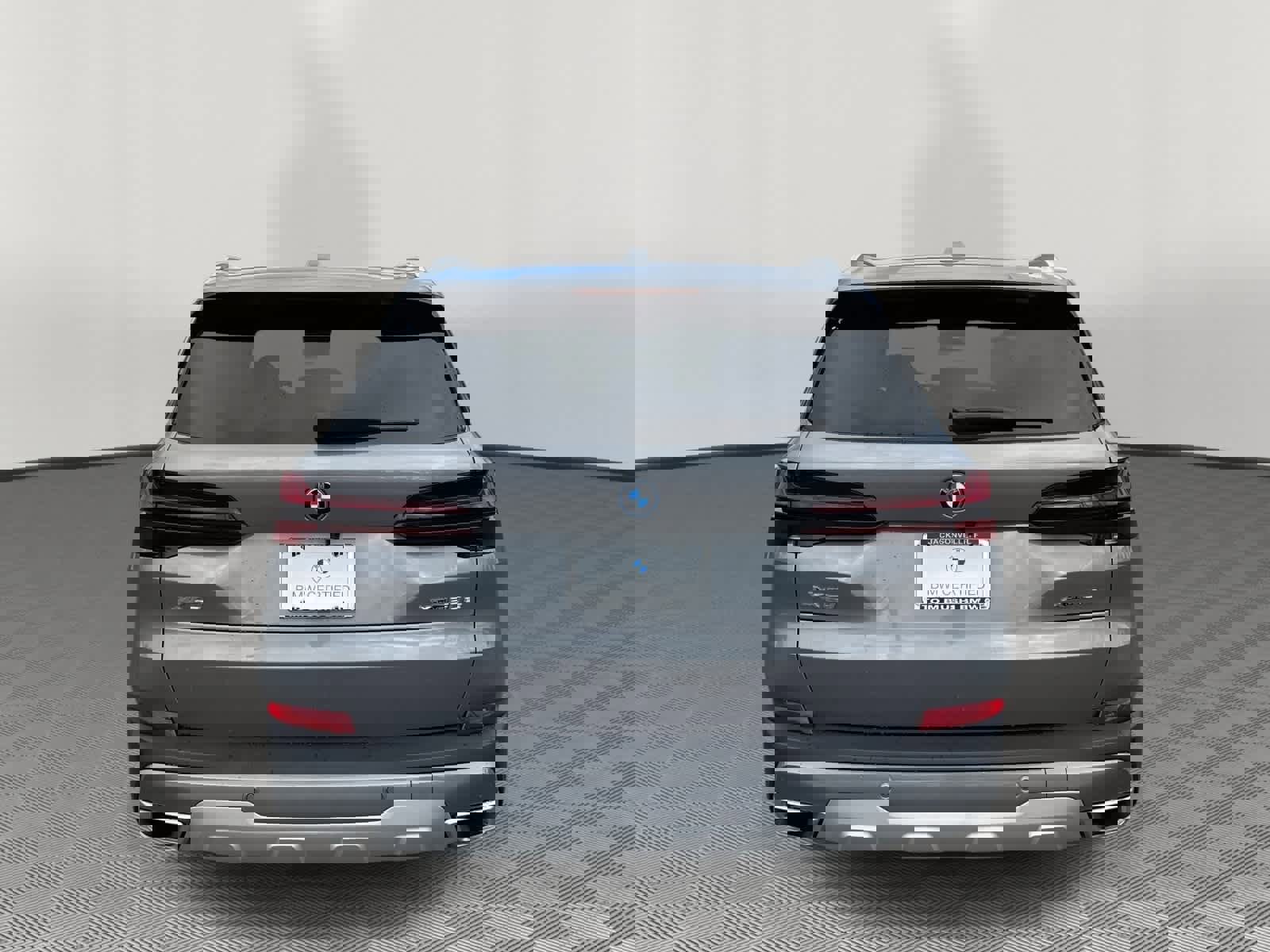 Used 2025 BMW X5 xDrive50e image 6