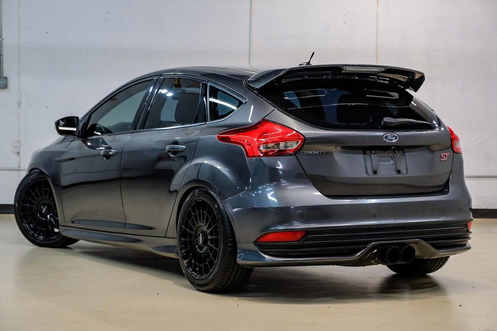 Used 2015 Ford Focus ST image 14