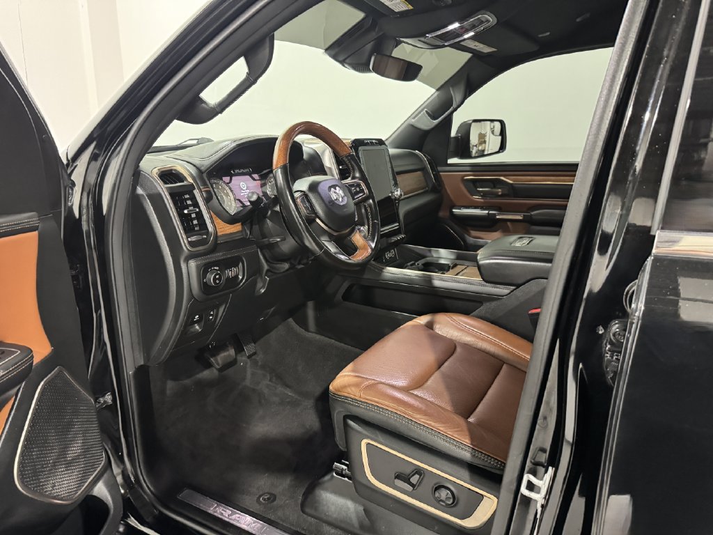 Used 2022 RAM 1500 Limited w/ Body-Colour Bumper Group AWD/4WD image 14