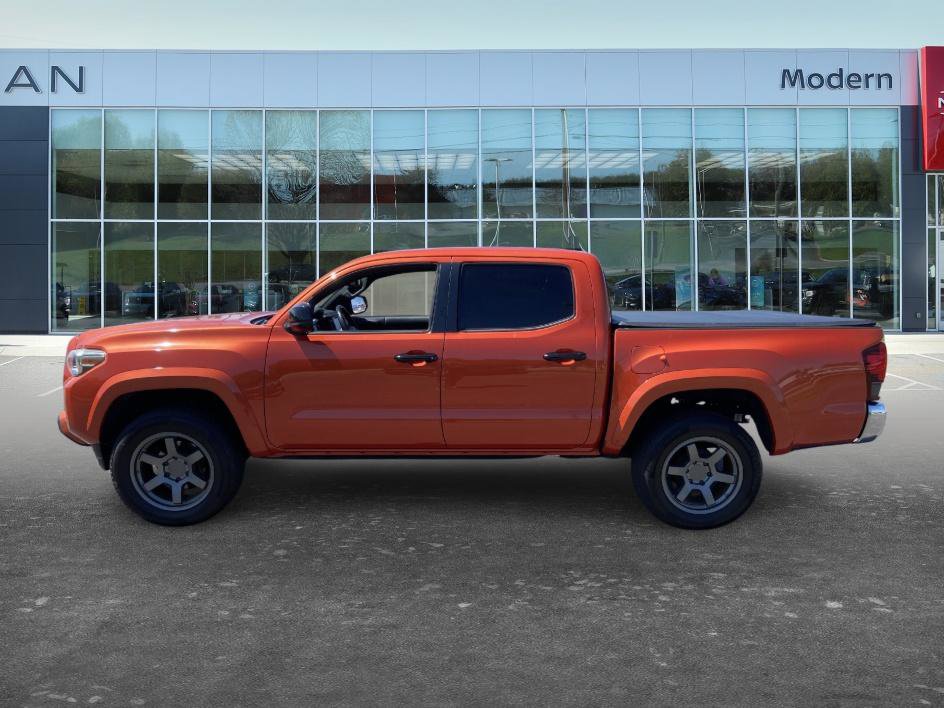 Used 2018 Toyota Tacoma SR5 RWD image 7