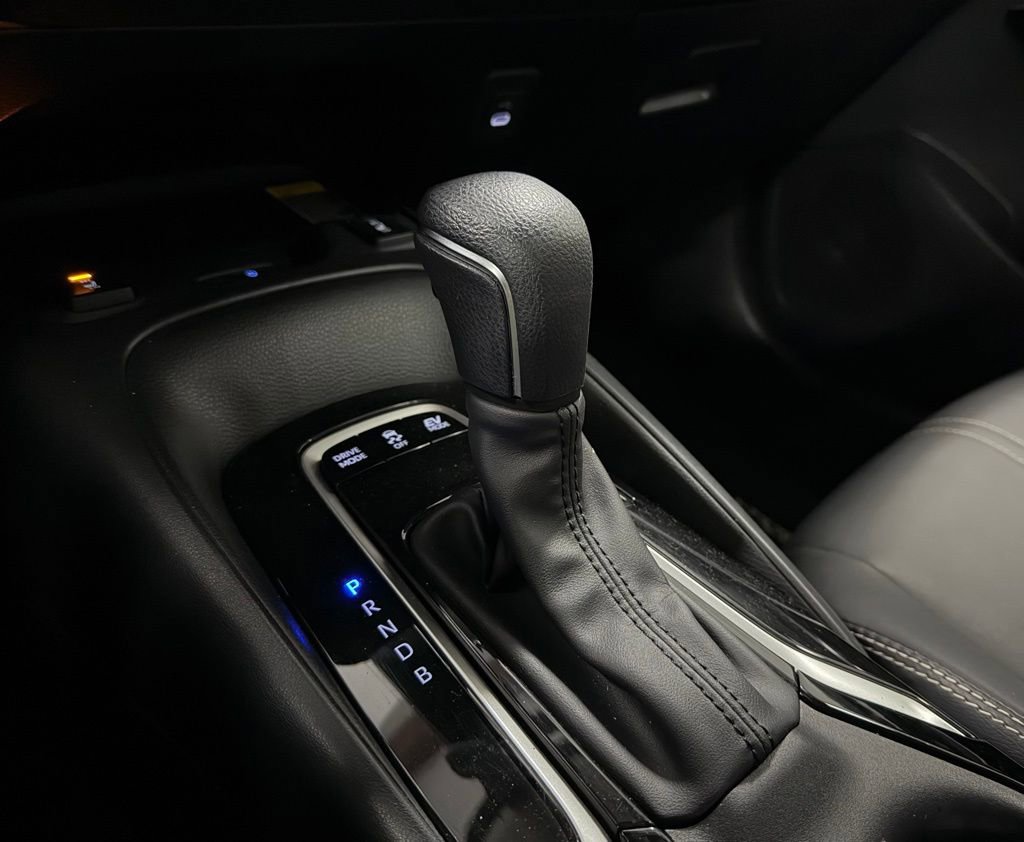 Used 2024 Toyota Corolla XLE image 18