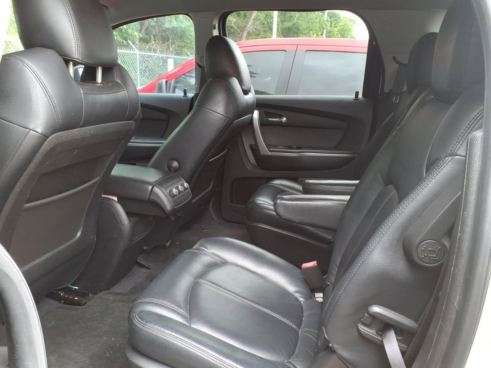 Used 2012 GMC Acadia SLE FWD image 6
