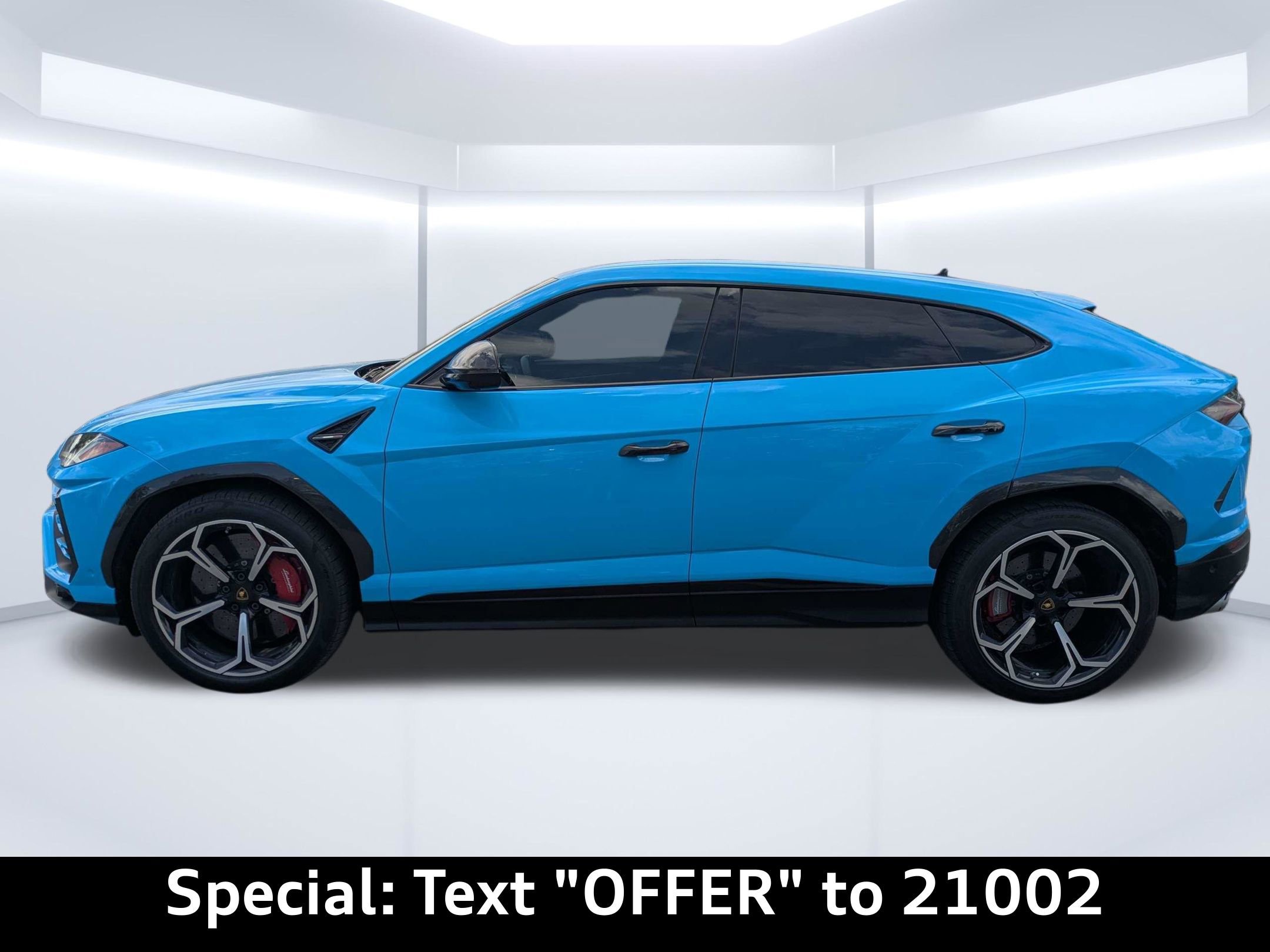 Used 2020 Lamborghini Urus AWD/4WD image 6