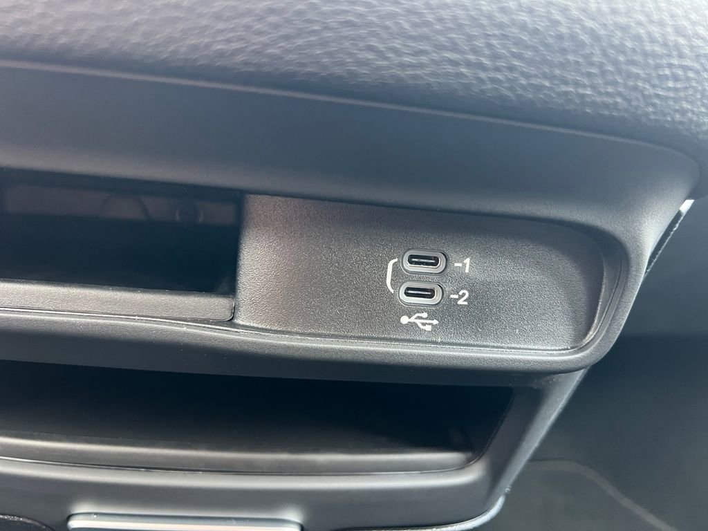 New 2026 Chrysler Pacifica Select FWD image 6