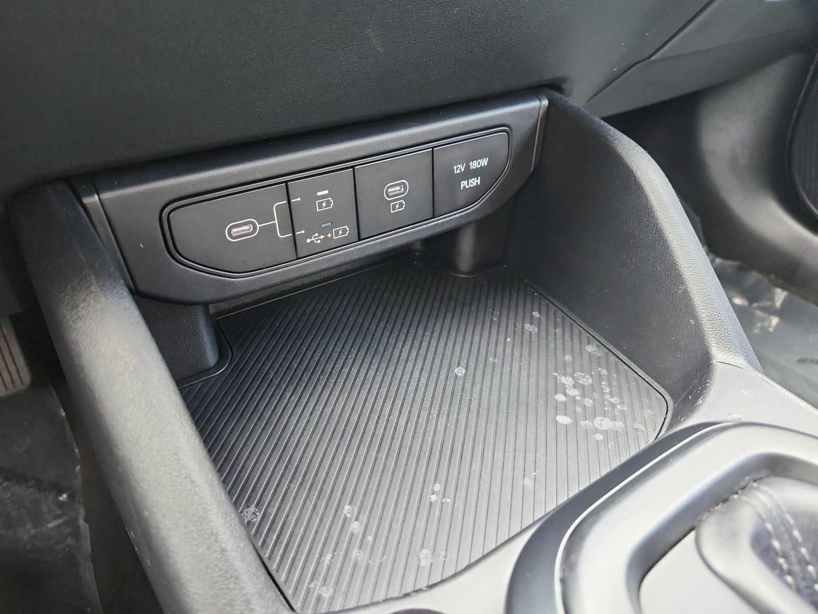 Used 2025 Kia K4 FWD image 18