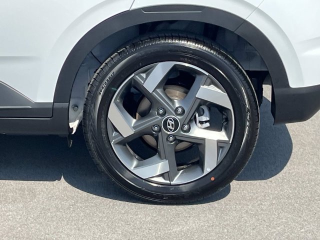 New 2026 Hyundai Venue SEL FWD image 12