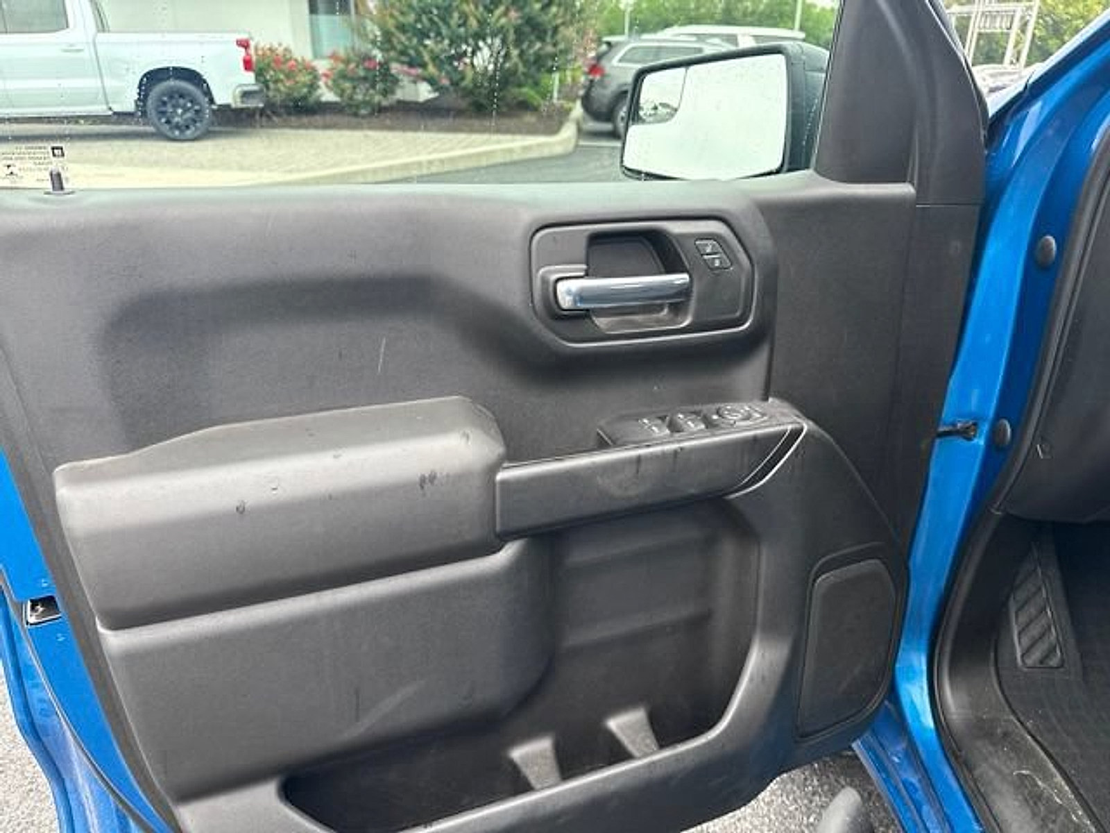 Used 2022 Chevrolet Silverado 1500 Custom w/ Rally Edition AWD/4WD image 13
