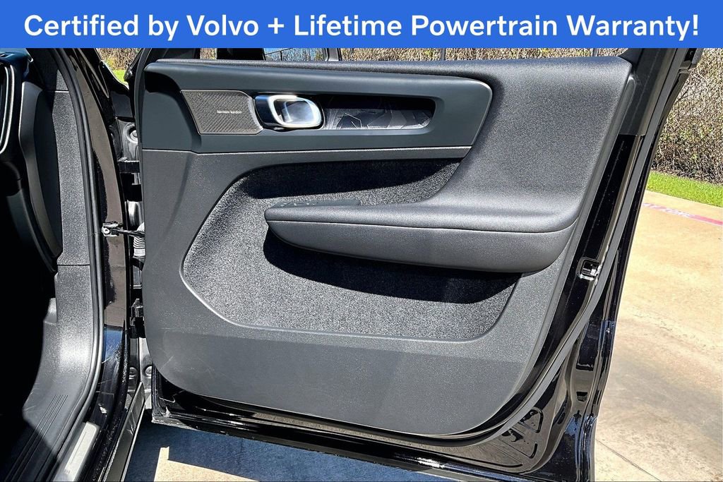Certified 2023 Volvo C40 P8 Recharge Ultimate image 25