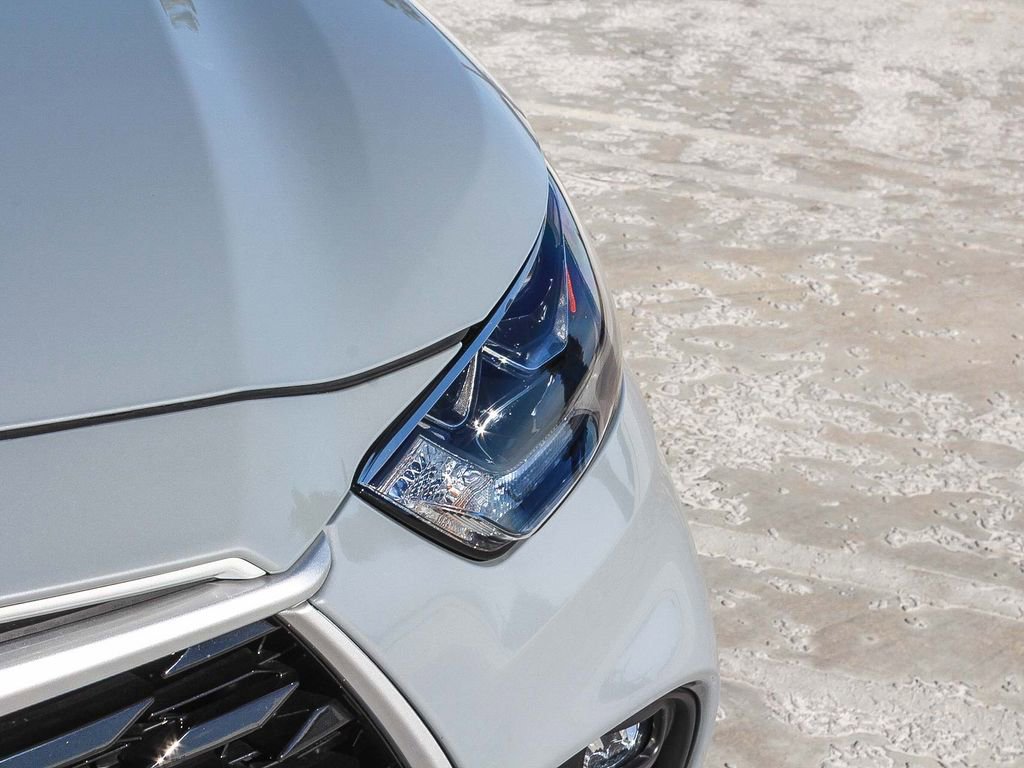 Used 2023 Toyota Highlander Bronze Edition image 11