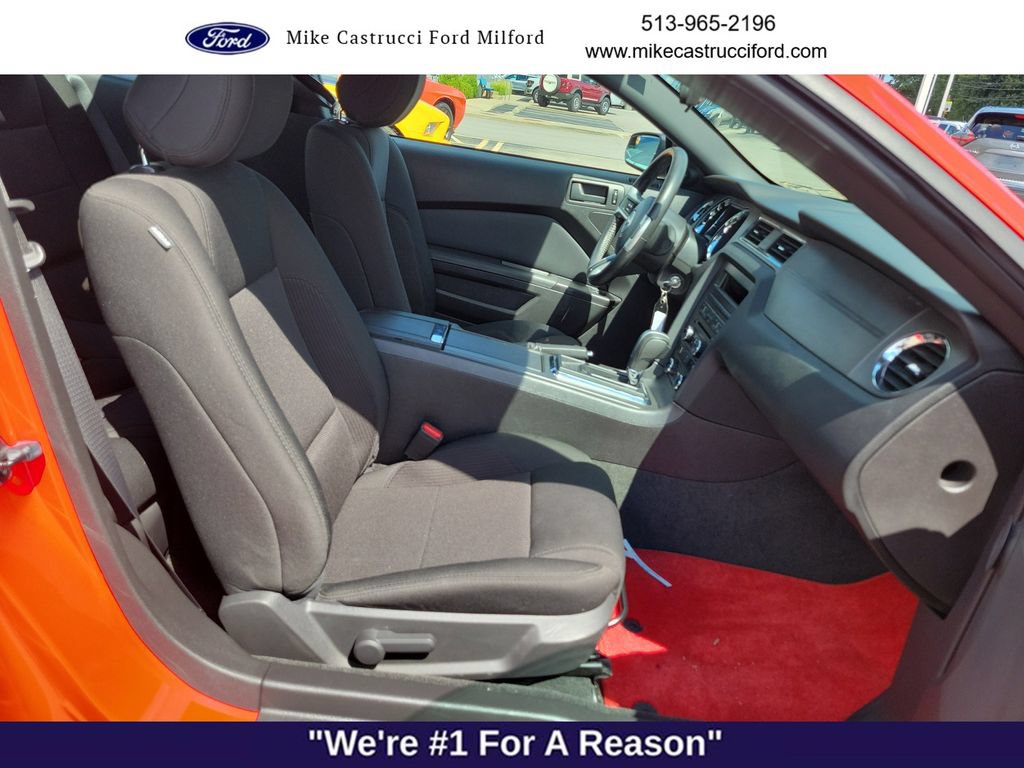 Used 2013 Ford Mustang Coupe RWD image 23