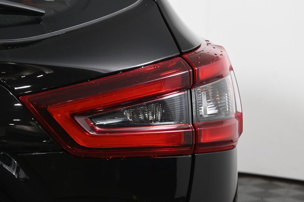 Used 2022 Nissan Rogue Sport SL w/ Premium Package AWD/4WD image 13