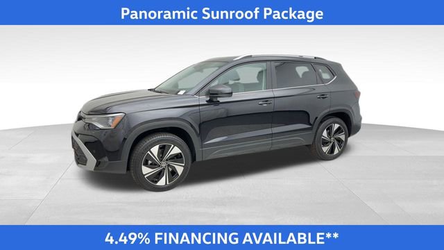 Used 2025 Volkswagen Taos SE image 8