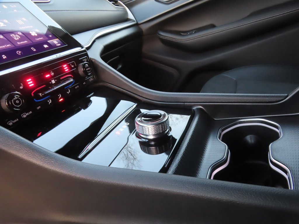 New 2025 Jeep Grand Cherokee Limited w/ Luxury Tech Group II image 6