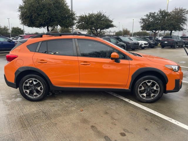 Used 2020 Subaru Crosstrek 2.0i Premium w/ Moonroof Package 2 image 2