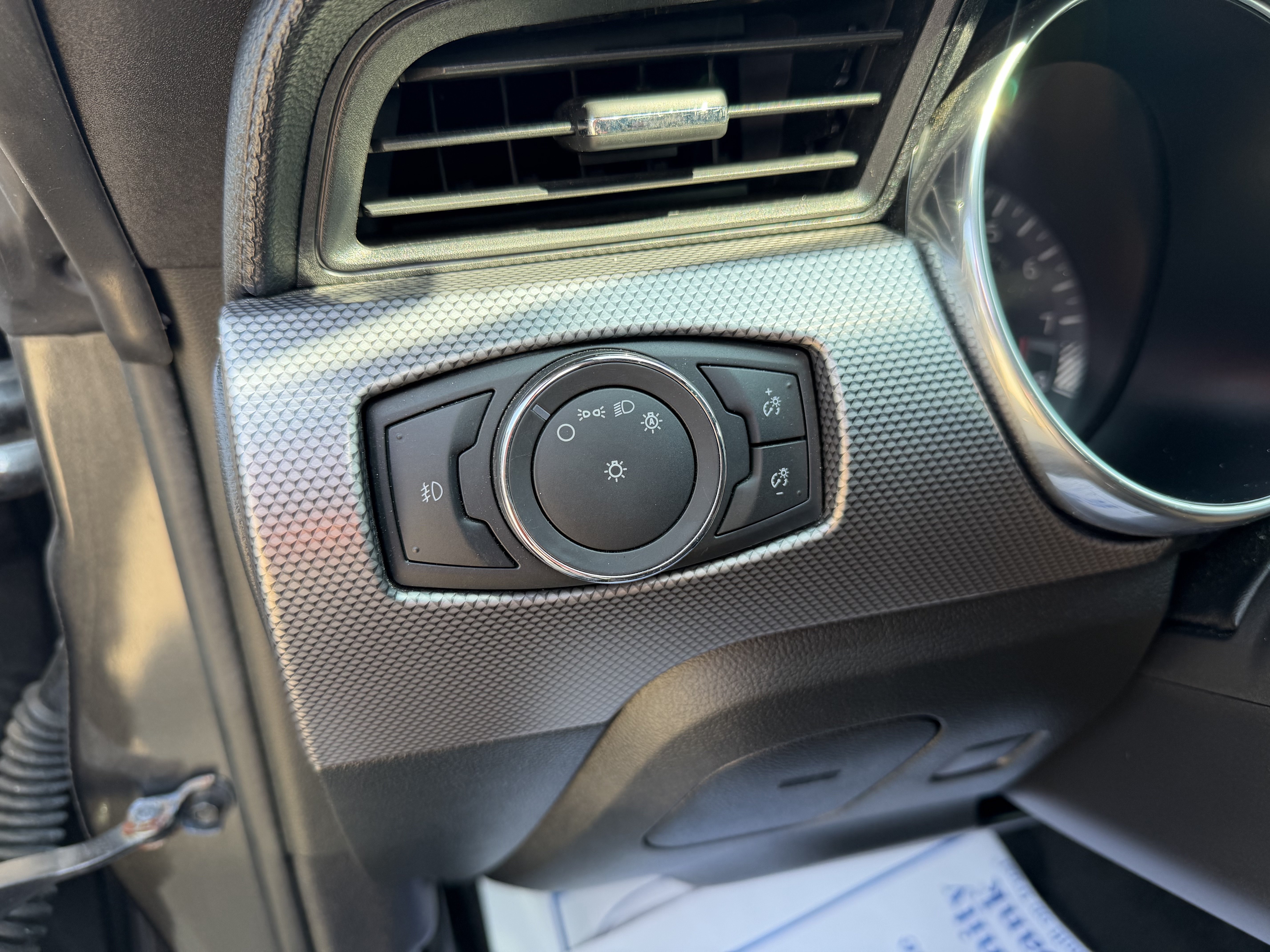 Used 2018 Ford Mustang GT RWD image 10