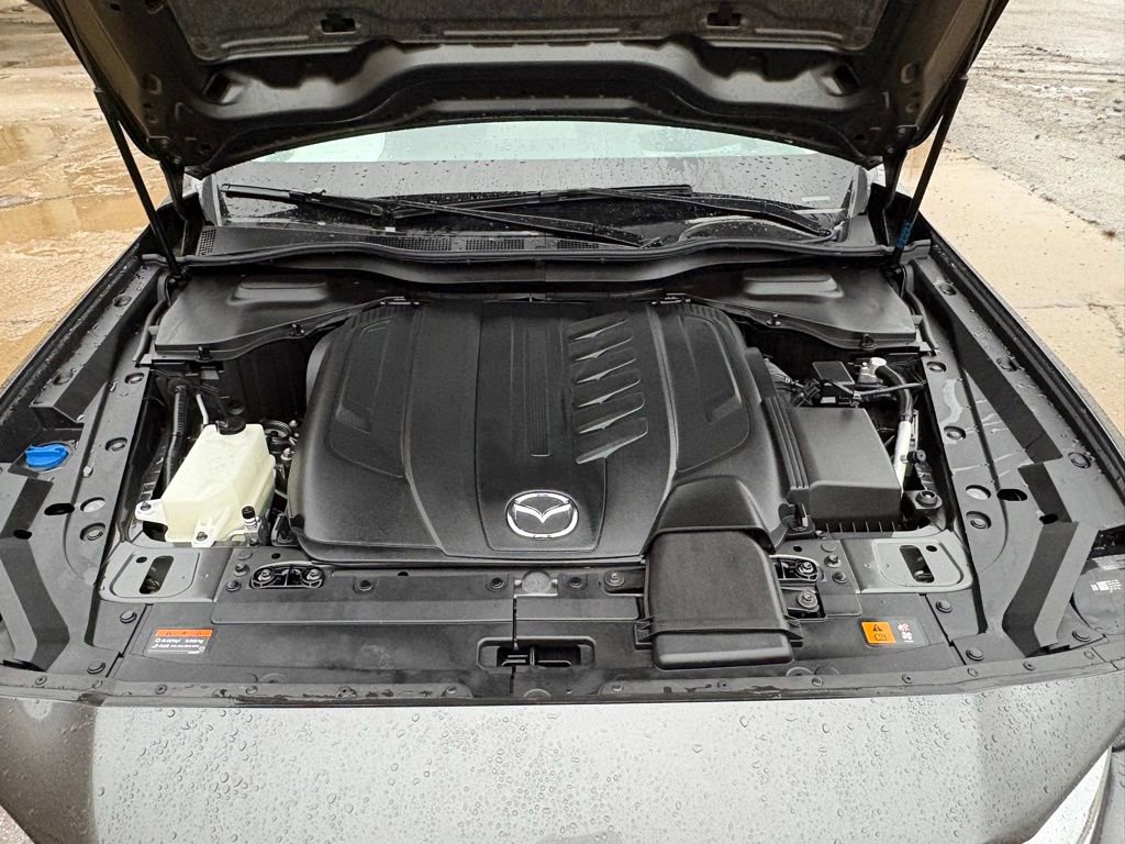 Used 2024 MAZDA CX-90 3.3 Turbo w/ Preferred Plus image 16