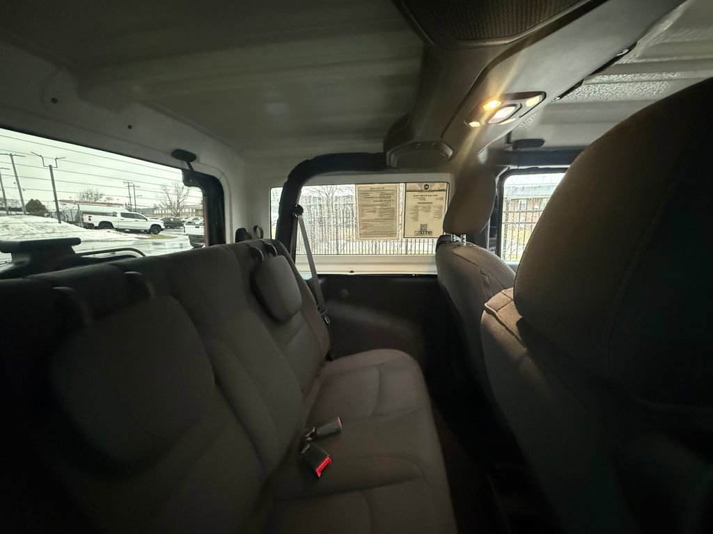 Used 2019 Jeep Wrangler Sport image 15