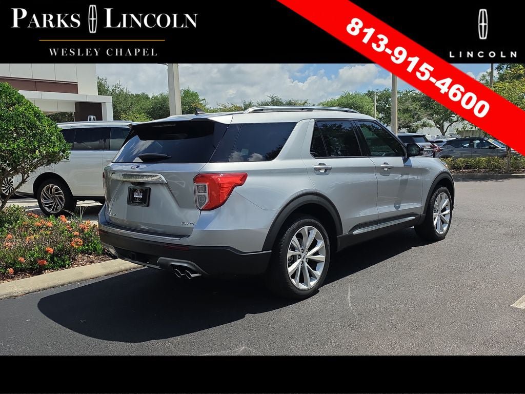 Used 2023 Ford Explorer Platinum w/ Technology Package AWD/4WD image 4
