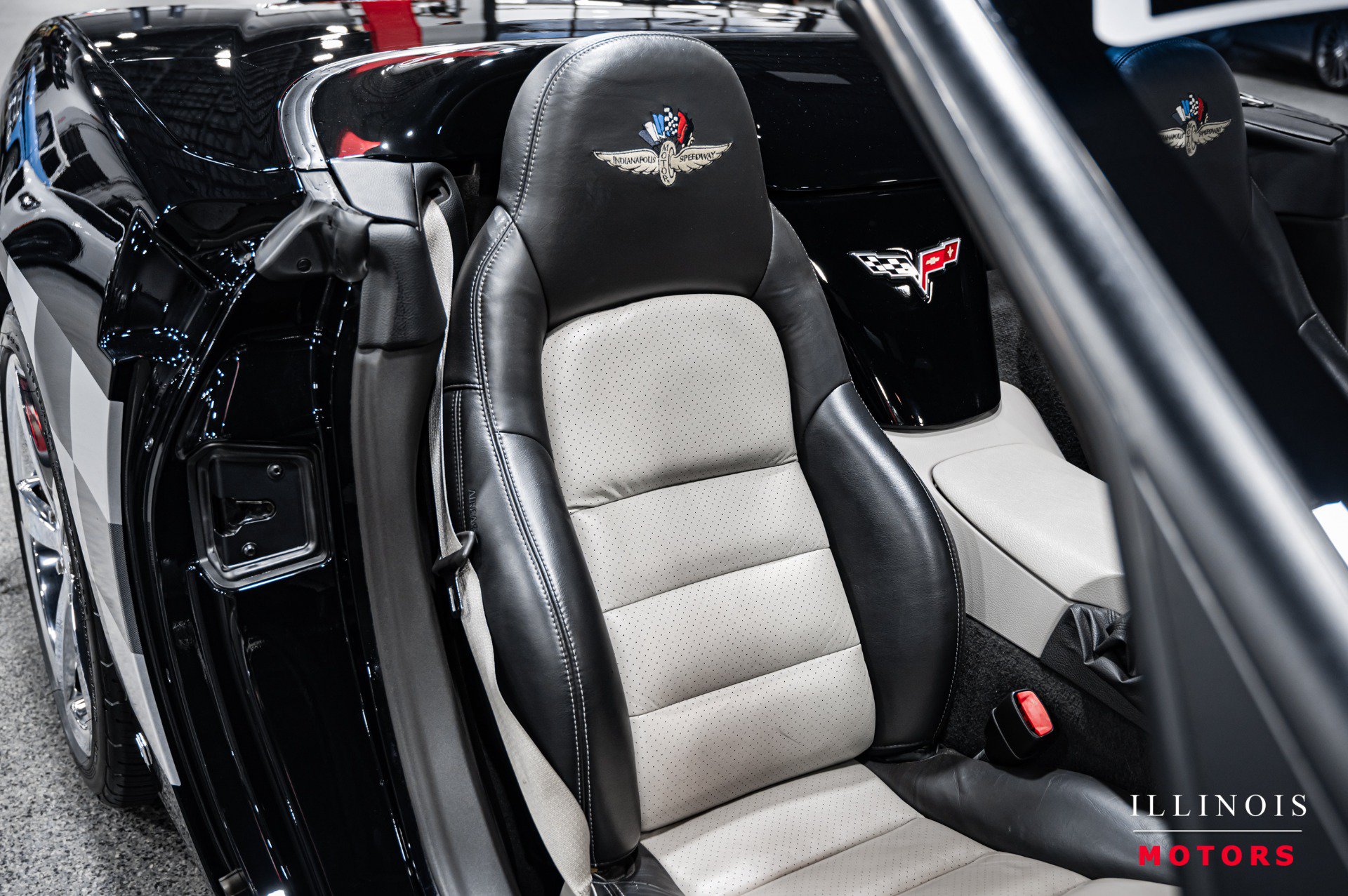 Used 2008 Chevrolet Corvette Convertible w/ Preferred Equipment Group RWD image 29