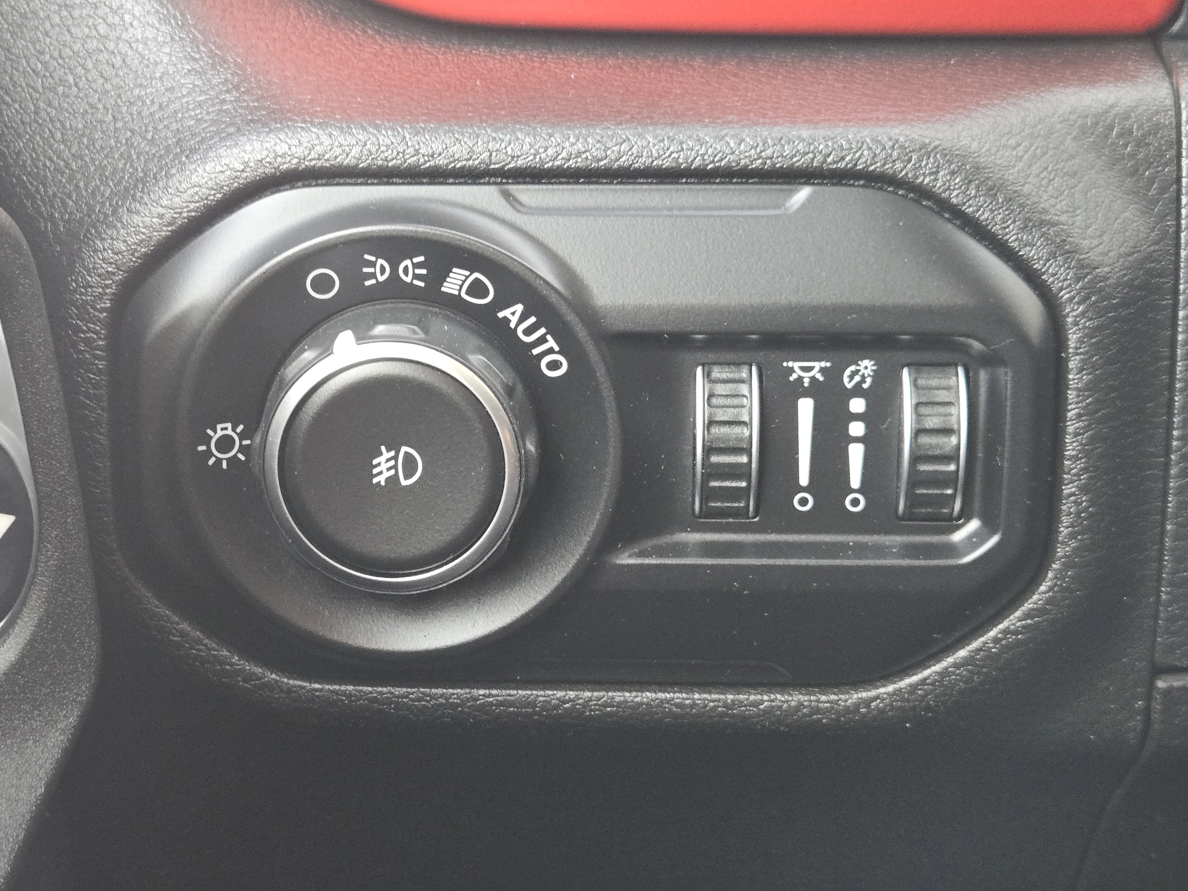 Used 2018 Jeep Wrangler Unlimited Rubicon image 24