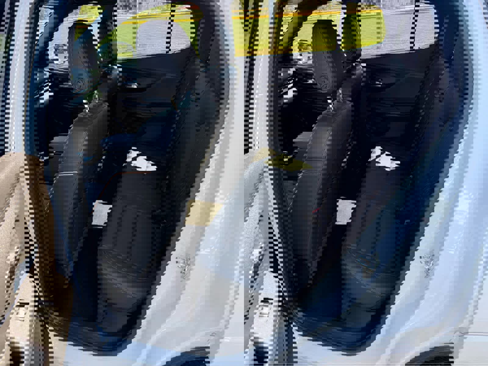 Used 2024 Buick Envista Avenir image 15