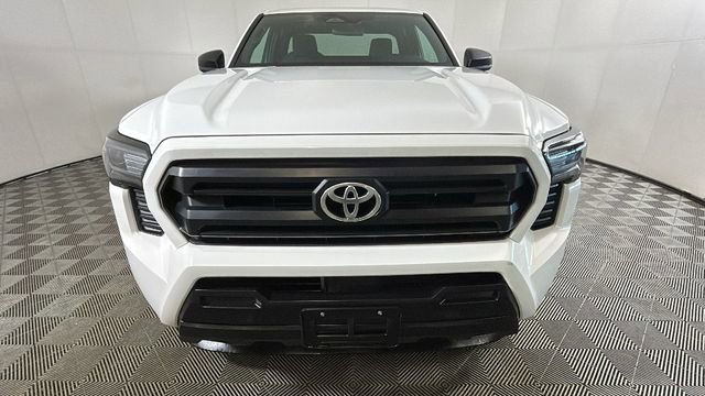 Used 2024 Toyota Tacoma SR w/ Towing Package RWD image 8