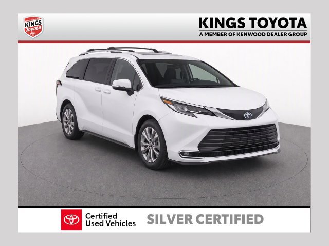 Used 2022 Toyota Sienna Platinum