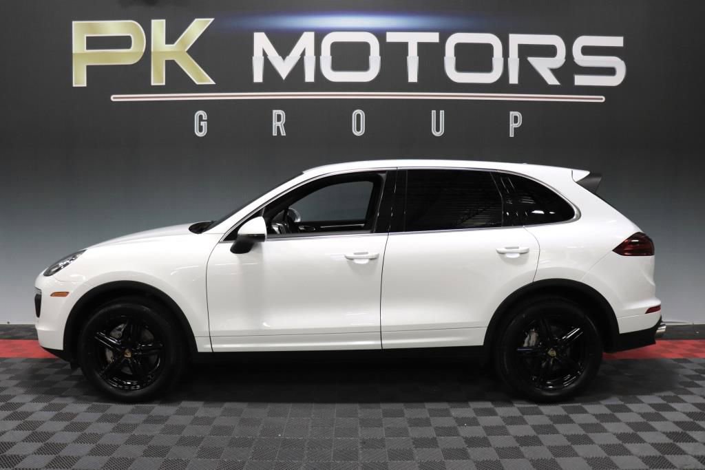 Used 2018 Porsche Cayenne S image 3