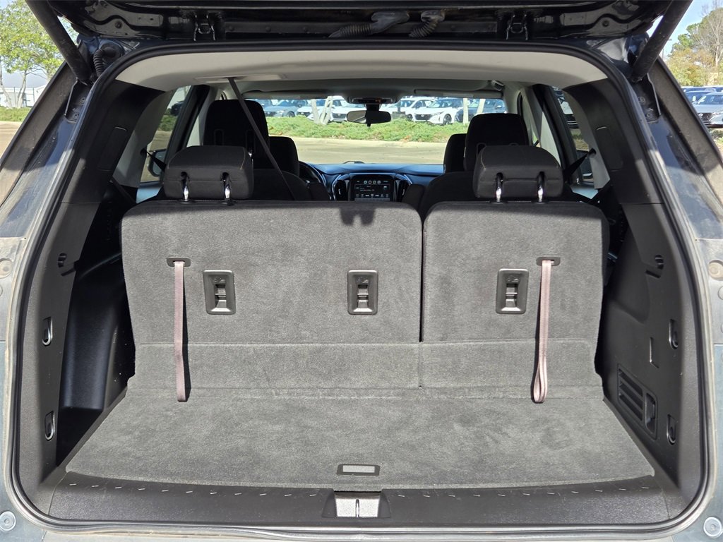 Used 2018 Chevrolet Traverse LT image 26