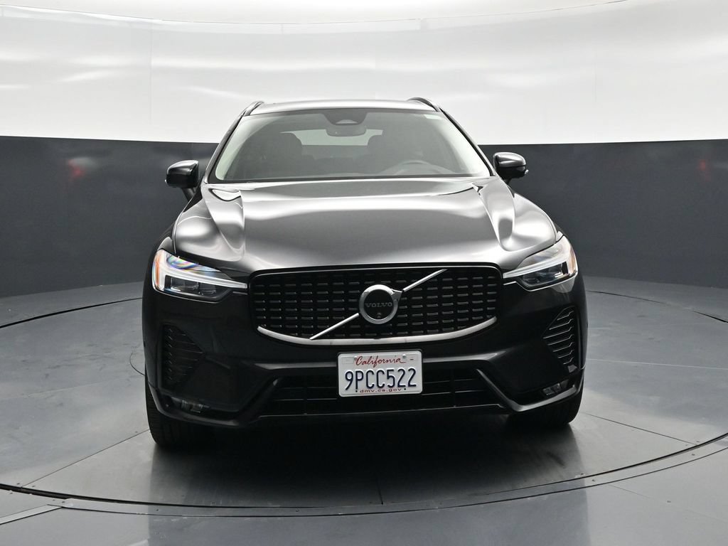 Used 2025 Volvo XC60 B5 Plus AWD/4WD image 56