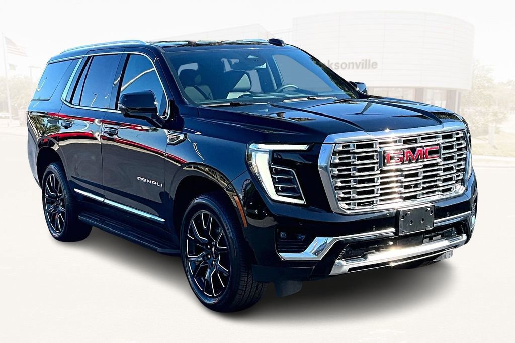 Used 2025 GMC Yukon Denali image 3