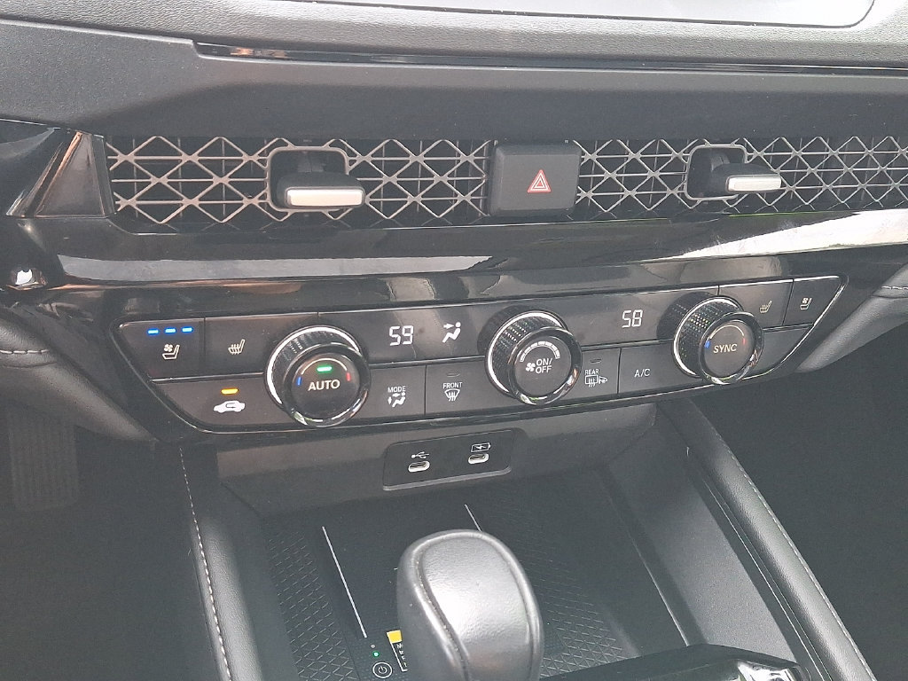 Used 2023 Honda Accord Touring image 17