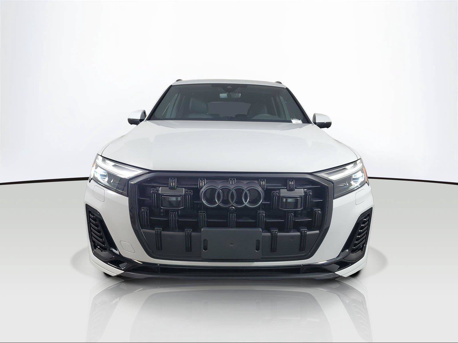 Used 2026 Audi Q7 3.0T Premium Plus AWD/4WD image 2
