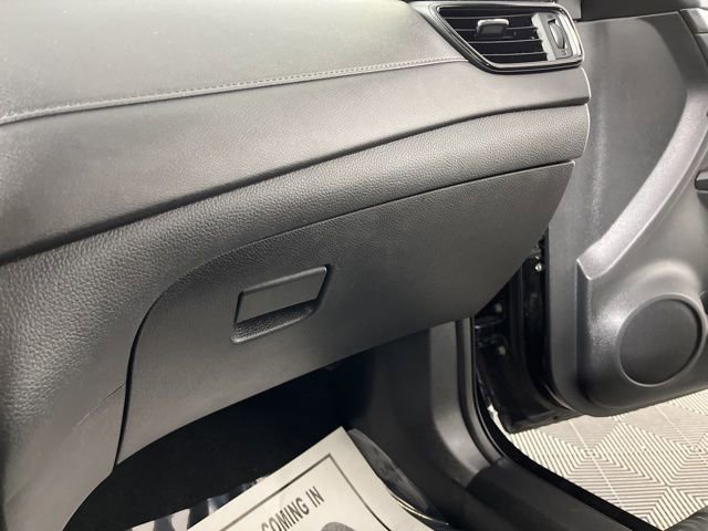 Used 2019 Nissan Rogue S w/ Special Edition Package image 36