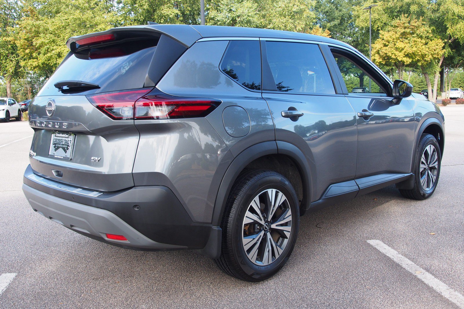 Used 2023 Nissan Rogue SV FWD image 7
